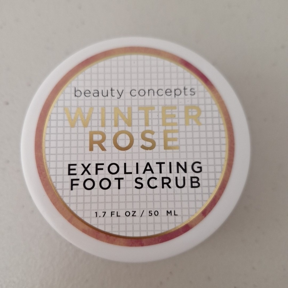 Beauty Concepts Exfoliatin Foot Scrub Winter Rose 1.7 fl oz Women's Gift SEALED